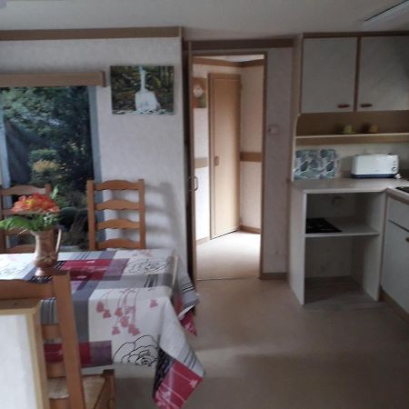 Mobile Home Le Clos De See Chérencé-le-Roussel Esterno foto