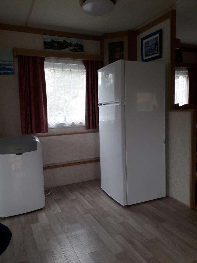 Mobile Home Le Clos De See Chérencé-le-Roussel Esterno foto